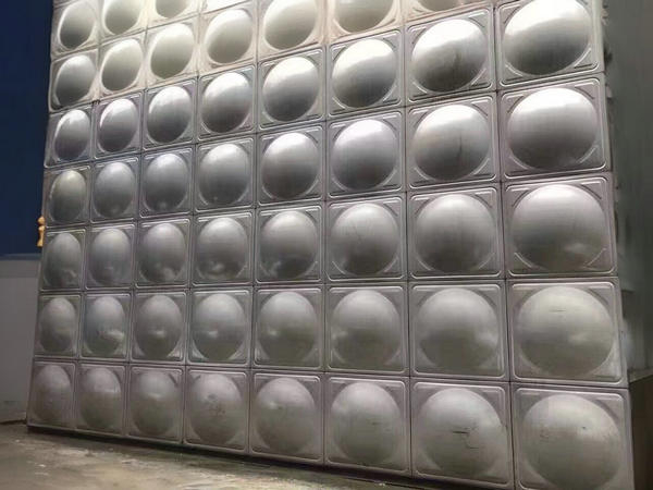 如何根據預算選擇合適的臨汾不銹鋼水箱材質?